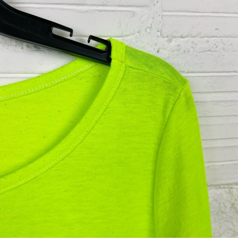 GIANNI BINI lime Green long sleeve shirt size medium - Picture 16 of 17